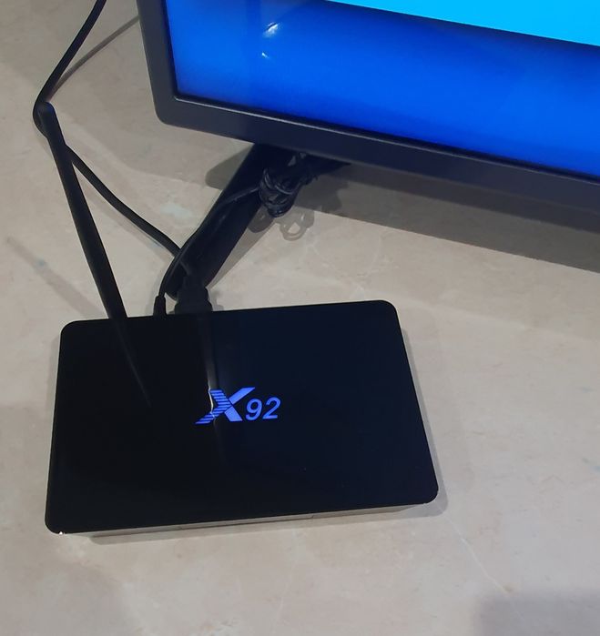 Телевизор LG 32lf560v-zb