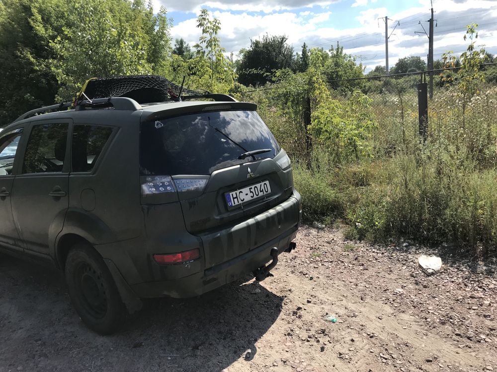 Outlander XL 2,0 DI-D МКПП