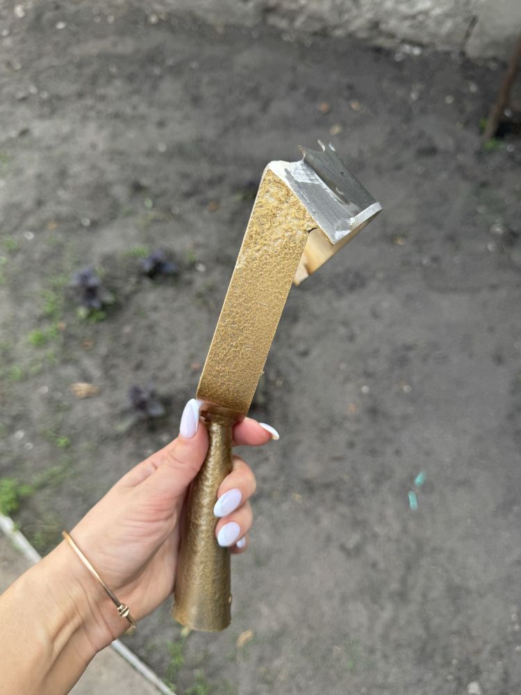 Плоскорез , сапа , тяпка из ленточной пилы