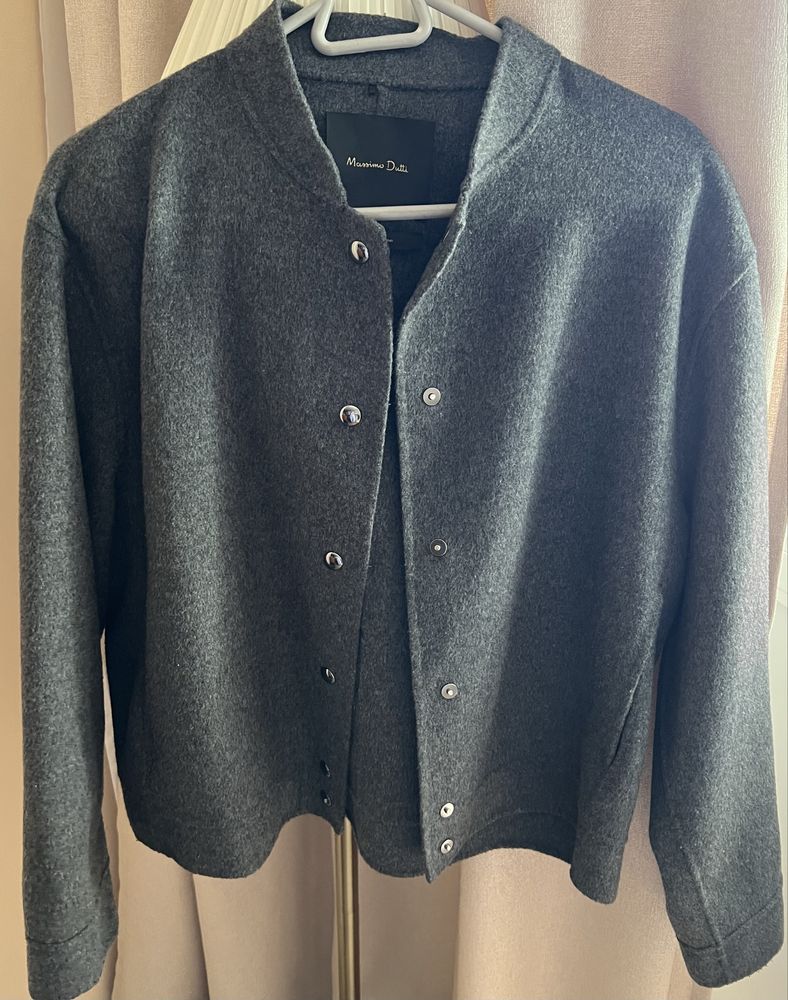 Шерстяной бомбер Massimo Dutti