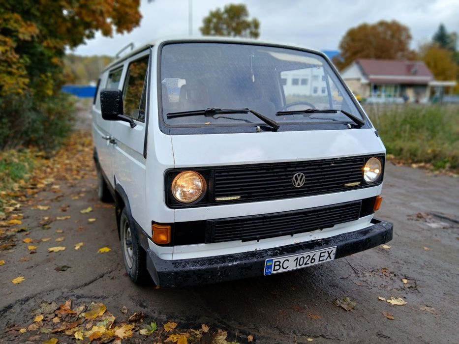 Бус VOLKSWAGEN TRANSPORTER 1.6 дизель в хорошому стані