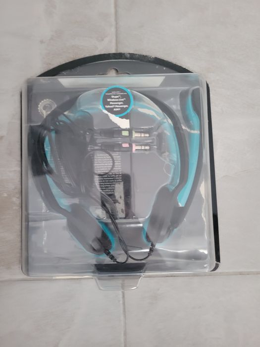 Продам наушники с микрофоном