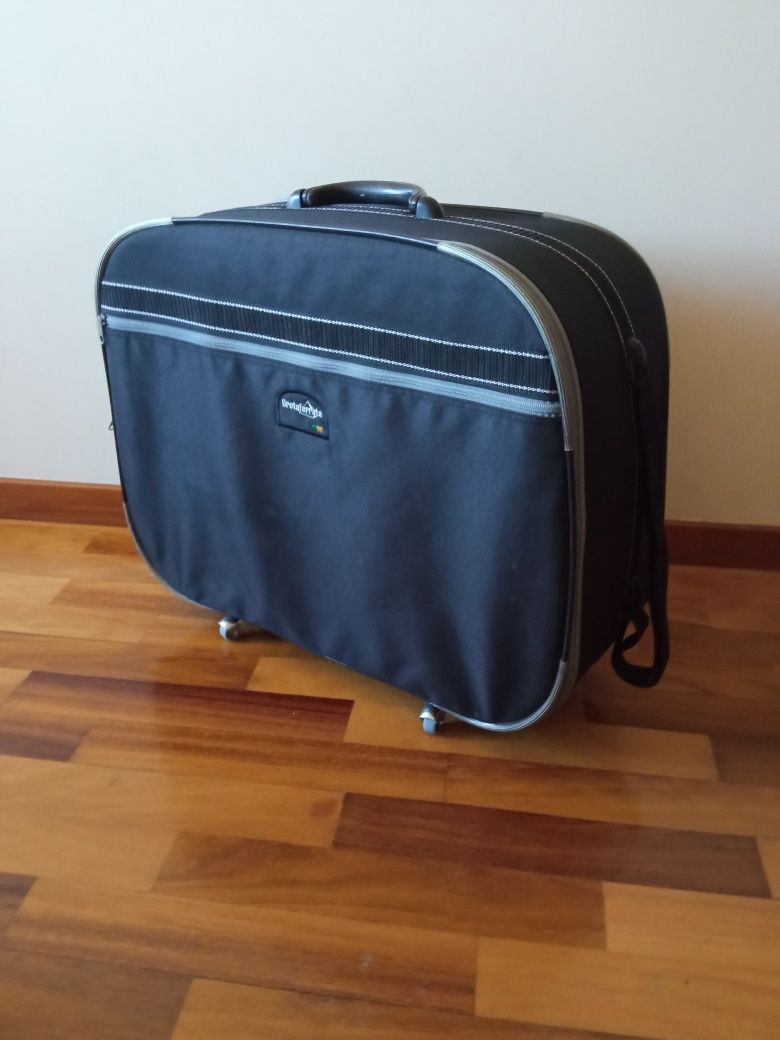 Mala viagem 67 X 57