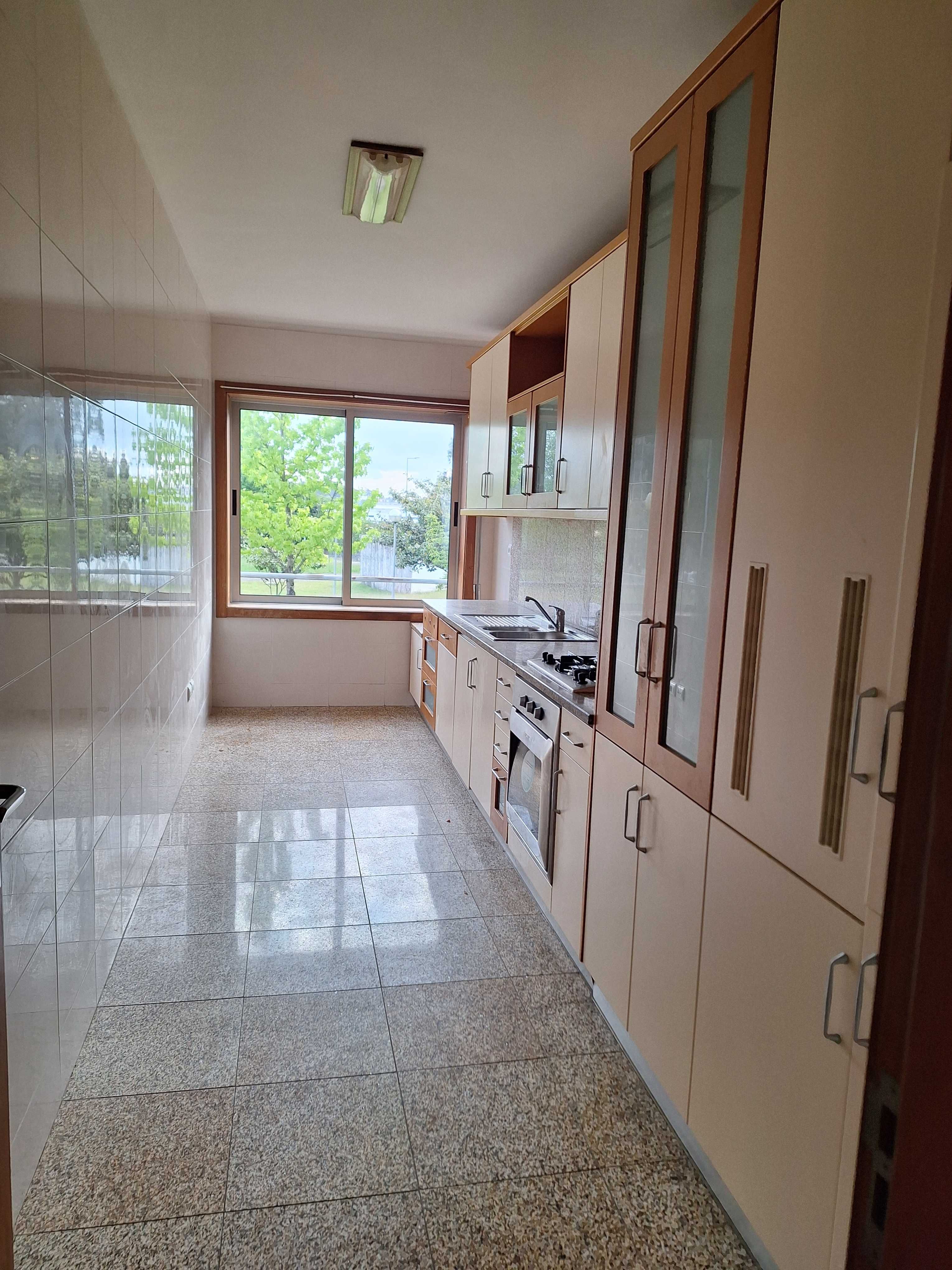Aluguer de apartamento T1+1