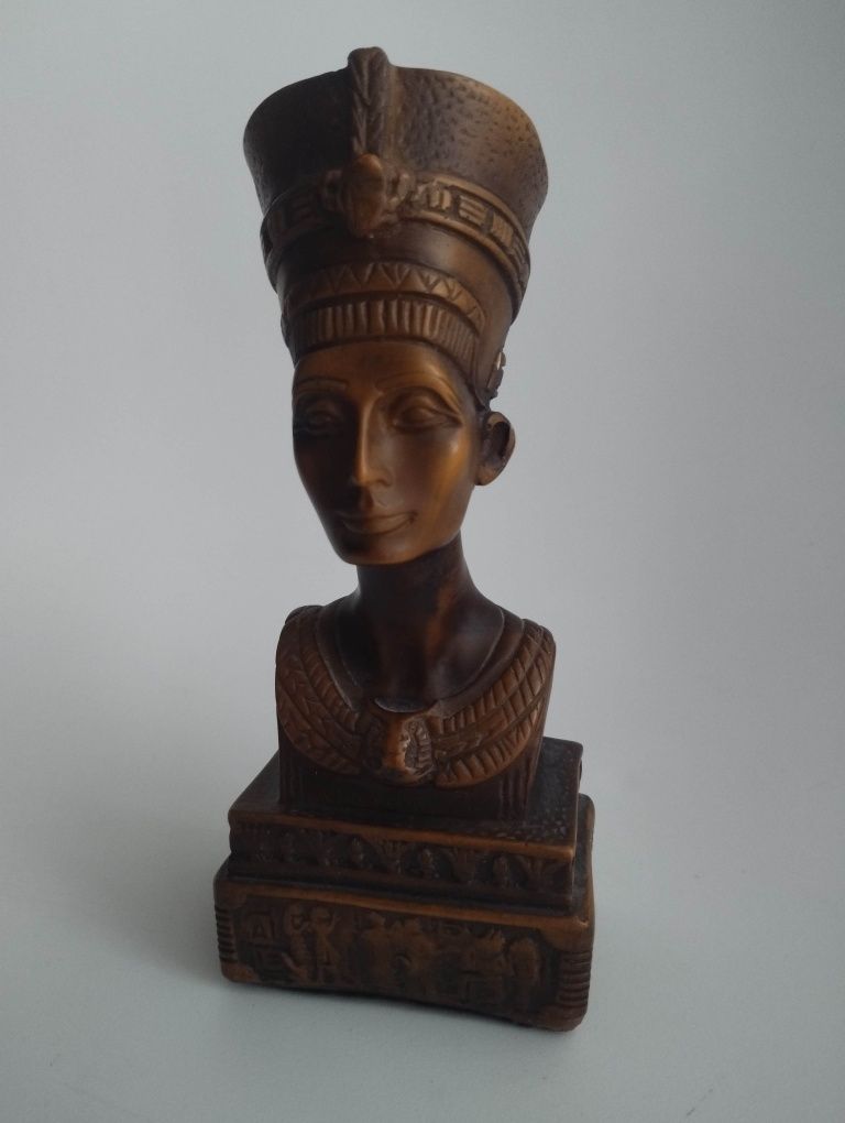 Figurka Nefretete Made in Egypt
