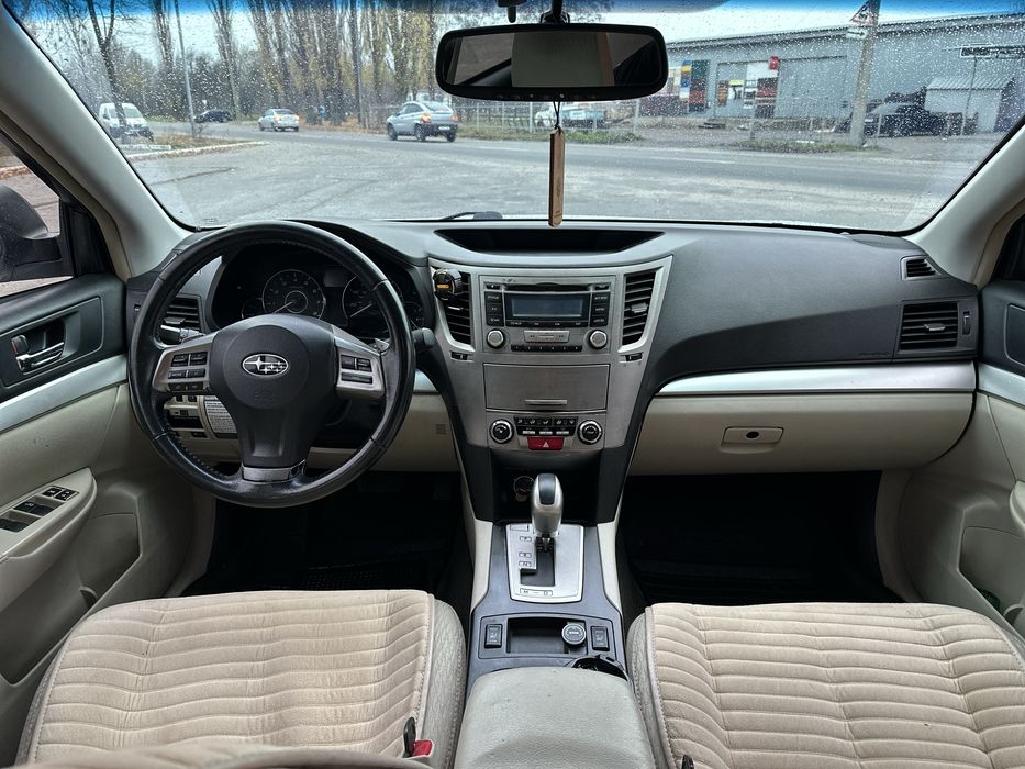 Subaru Outback 2012 • 2.5 газ/бензин , для військових