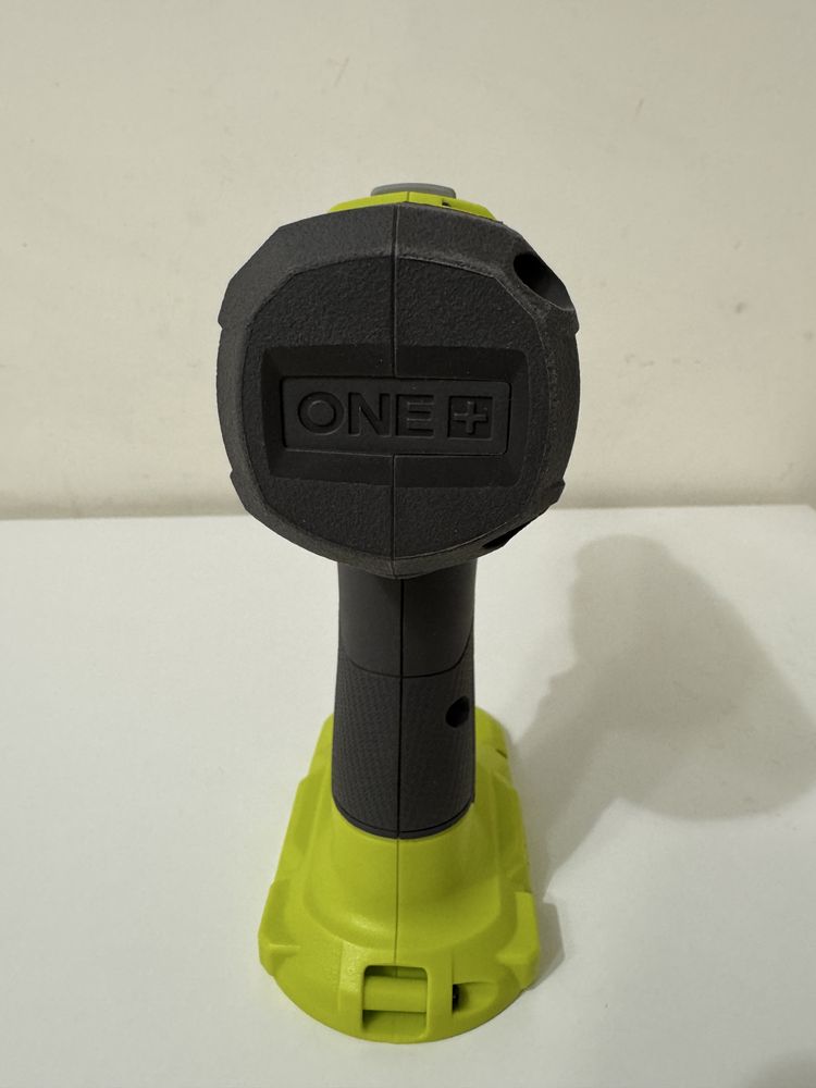 Набір електроінструменту. Шуруповерт Ryobi PLC206 + імпакт RyobiPCL235