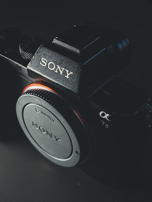 Sony A7II Body + 2 baterie z ładowarką, niski przebieg