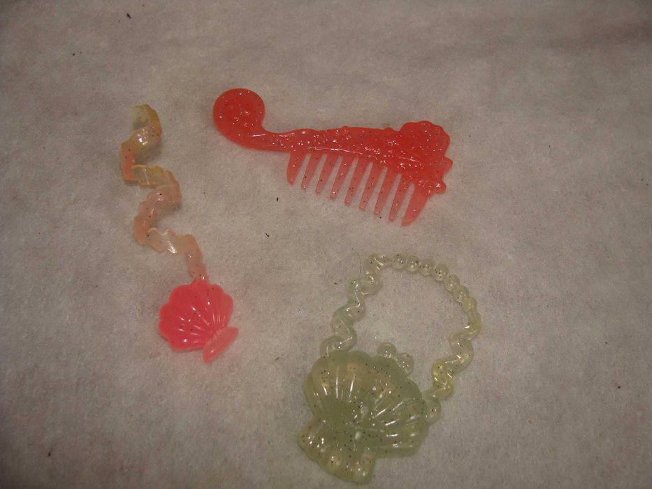 Acessórios Boneca - Bolsas e Pente do Cabelo