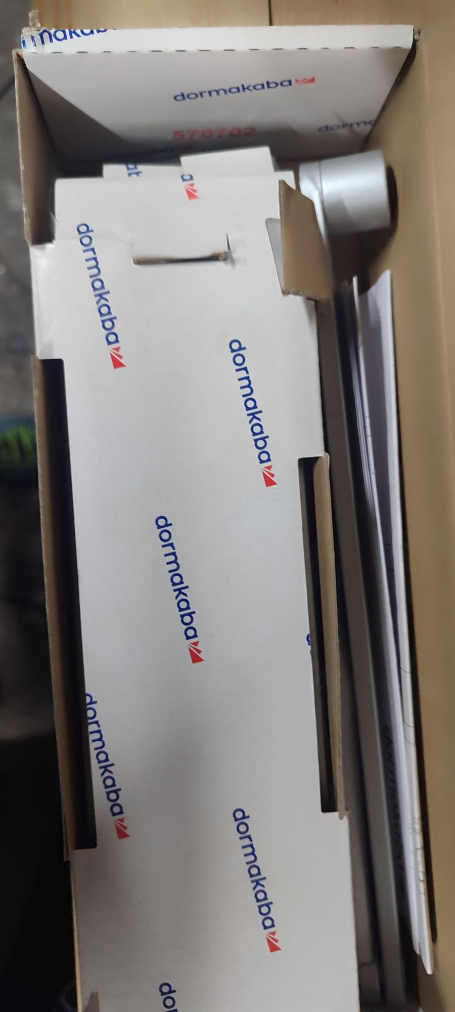 Samozamykacz do drzwi