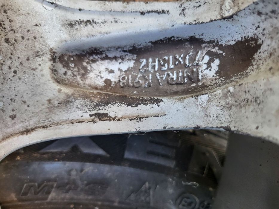 Felgi INTRA NOVITEC 15 cali 4x100 z iponami zima 195/50