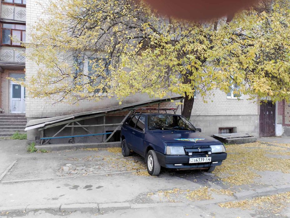 Дев'ятка. На бойовому ходу