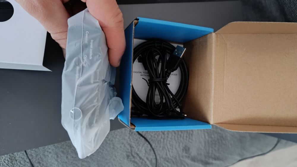 Konwerter optyczny toslink coaxial do 2xRCA cinch