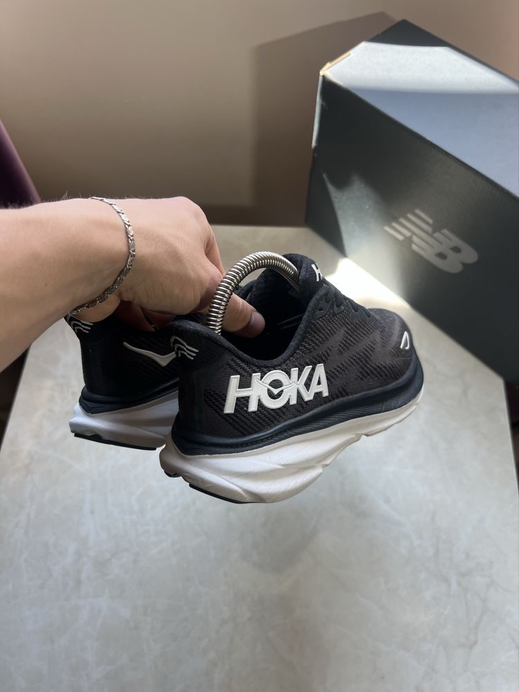 Кроссовки Hoka Clifton 9 Розмір 36.5 Original Взуття