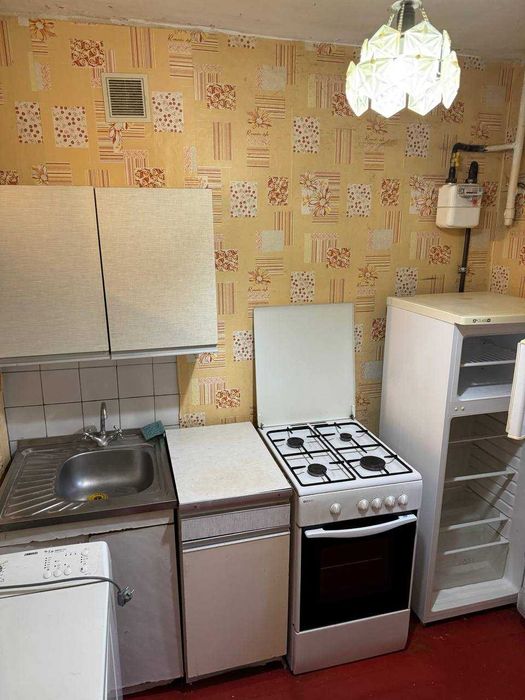 Продам квартиру 2-к Проспект Науки(Гагаріна) Підстанція ПОСТАНОВА