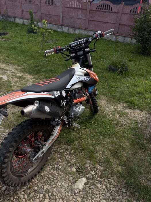 Мотоцикл Exdrive Profactory 300