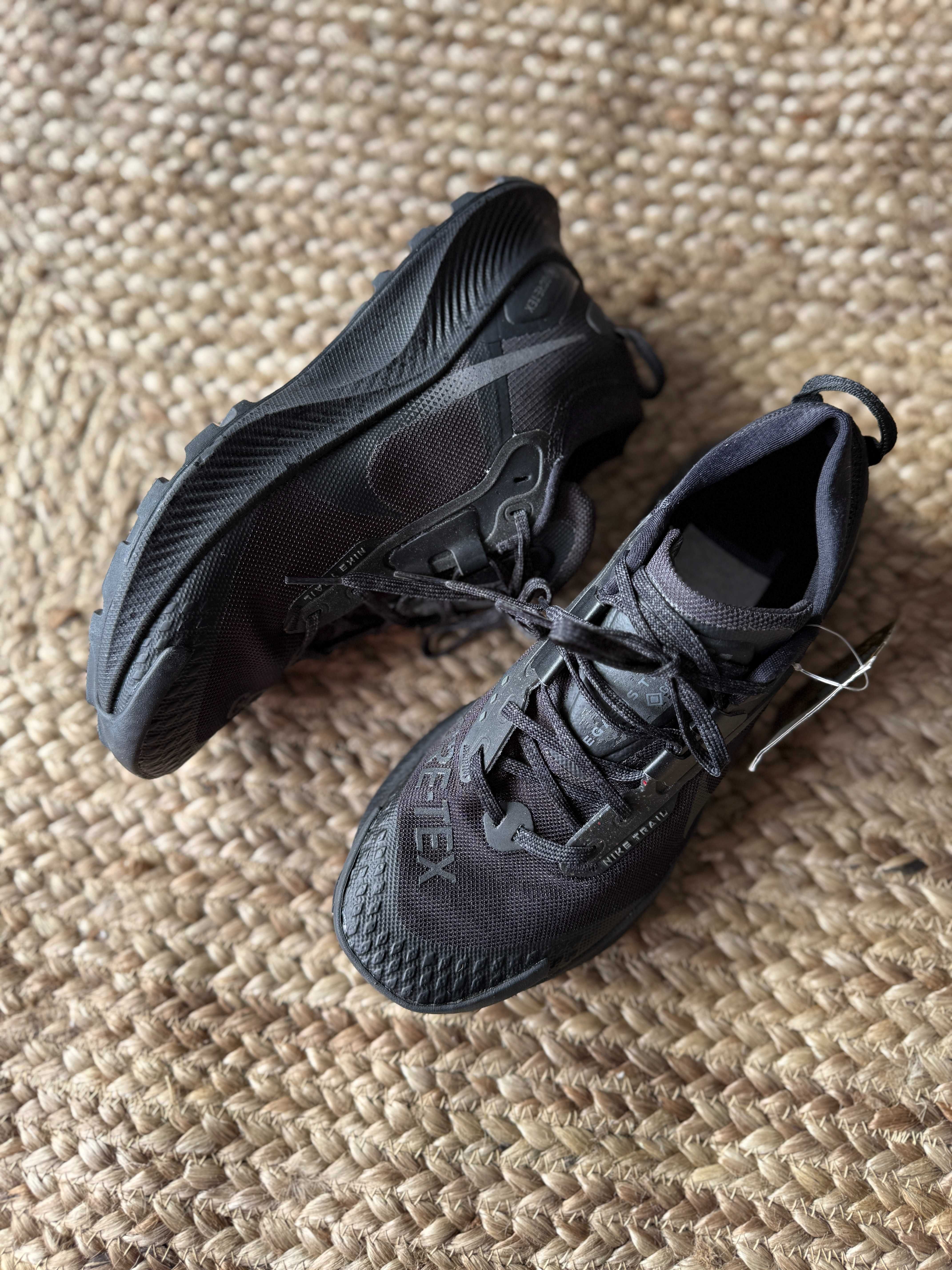 Кросівки Унісекс NIKE Air Pegasus Trail 3 Горе текс нові оригінал р 40