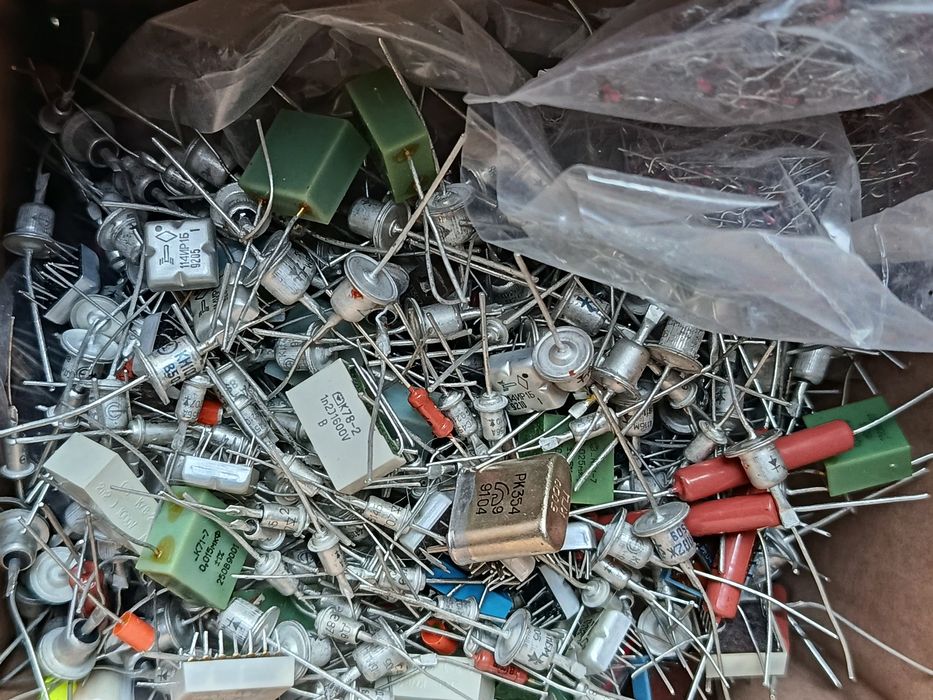 Продам зрізку з плат