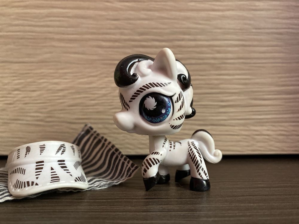 LPS Littlest pet shop zebra #903