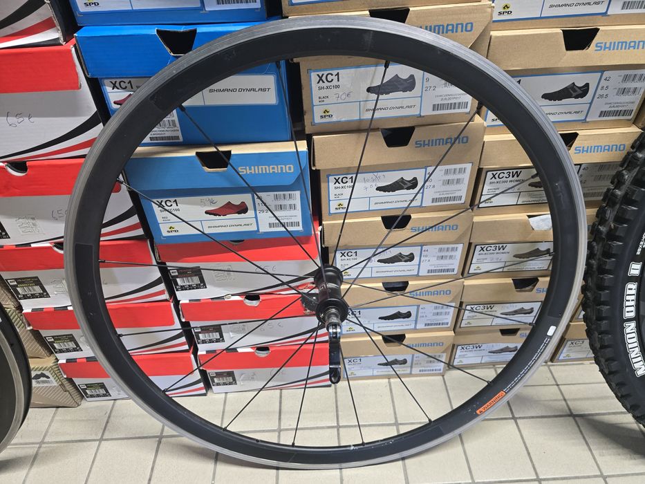 Roda fulcrum racing quattro estrada frente