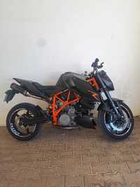 KTM super duke R 990