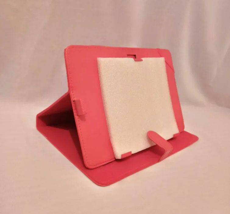 Etui na tablet 10” Blun czerwony