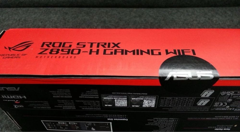 Материнська плата ASUS ROG STRIX Z890-H GAMING WIFI