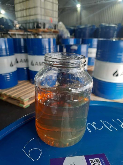 Ланцюгова олива для змащування ланцюга цепное масло