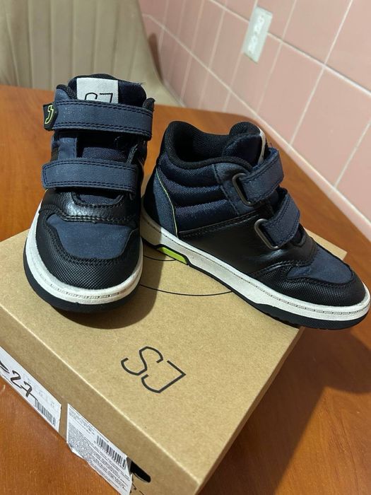 Осінні черевики на хлопчика