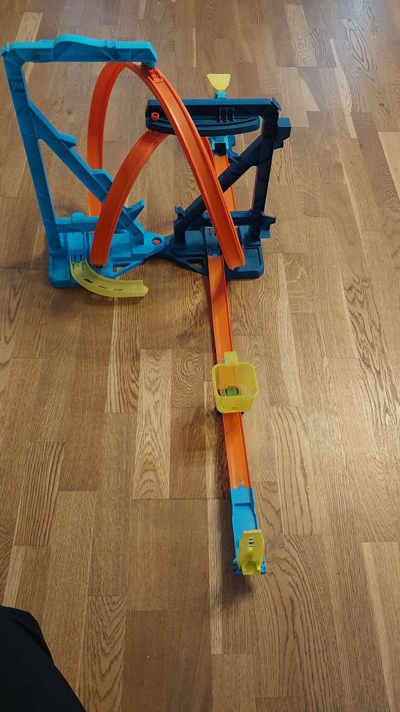 Duży tor Mattel Hot Wheels 900 GVG10 Ea Hw Tb Infinity Loop