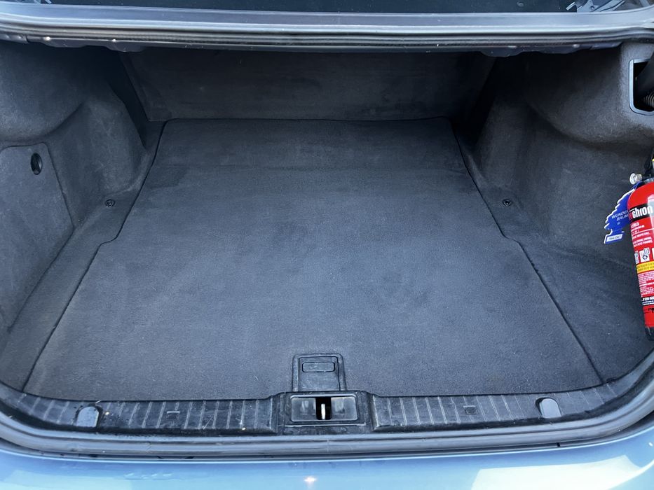 Mercedes Benz E320 w211 3.2 v6 Avantgarde