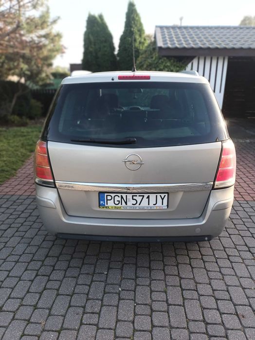 Opel Zafira B 1,8 Lift benzyna 7 osobowy