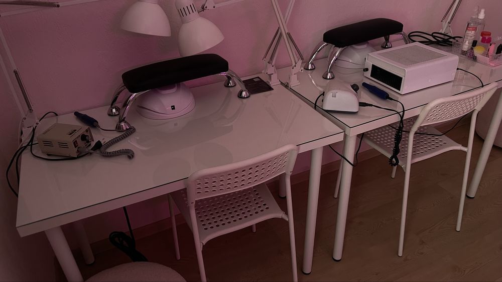 2 стола с икеи с стеклом новые