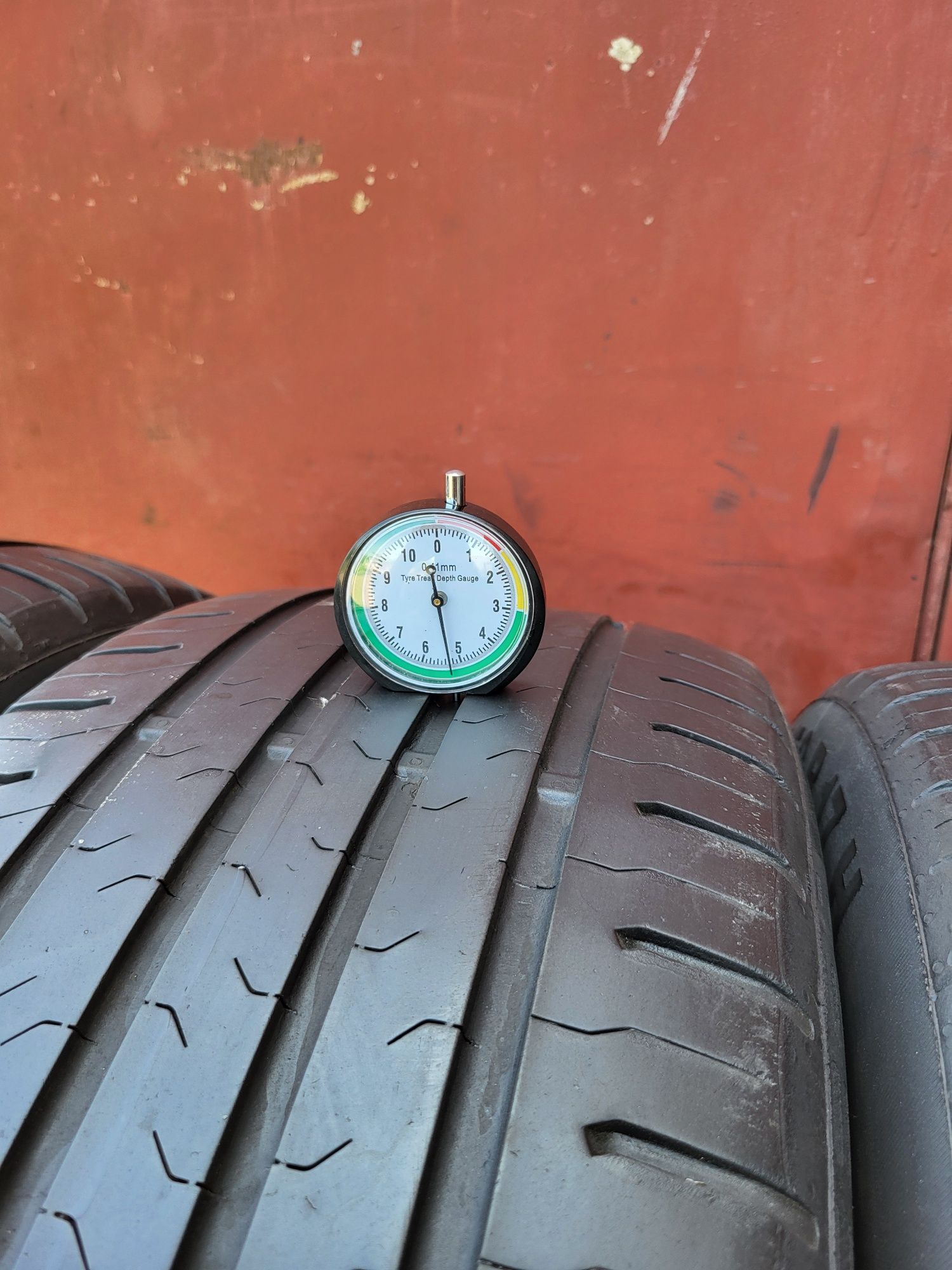 225/50/17 R17 Continental ContiEcoContact 5 4шт ціна за 1шт шини