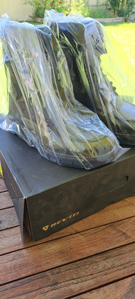 Botas Revit Mohawk 3 - Novas