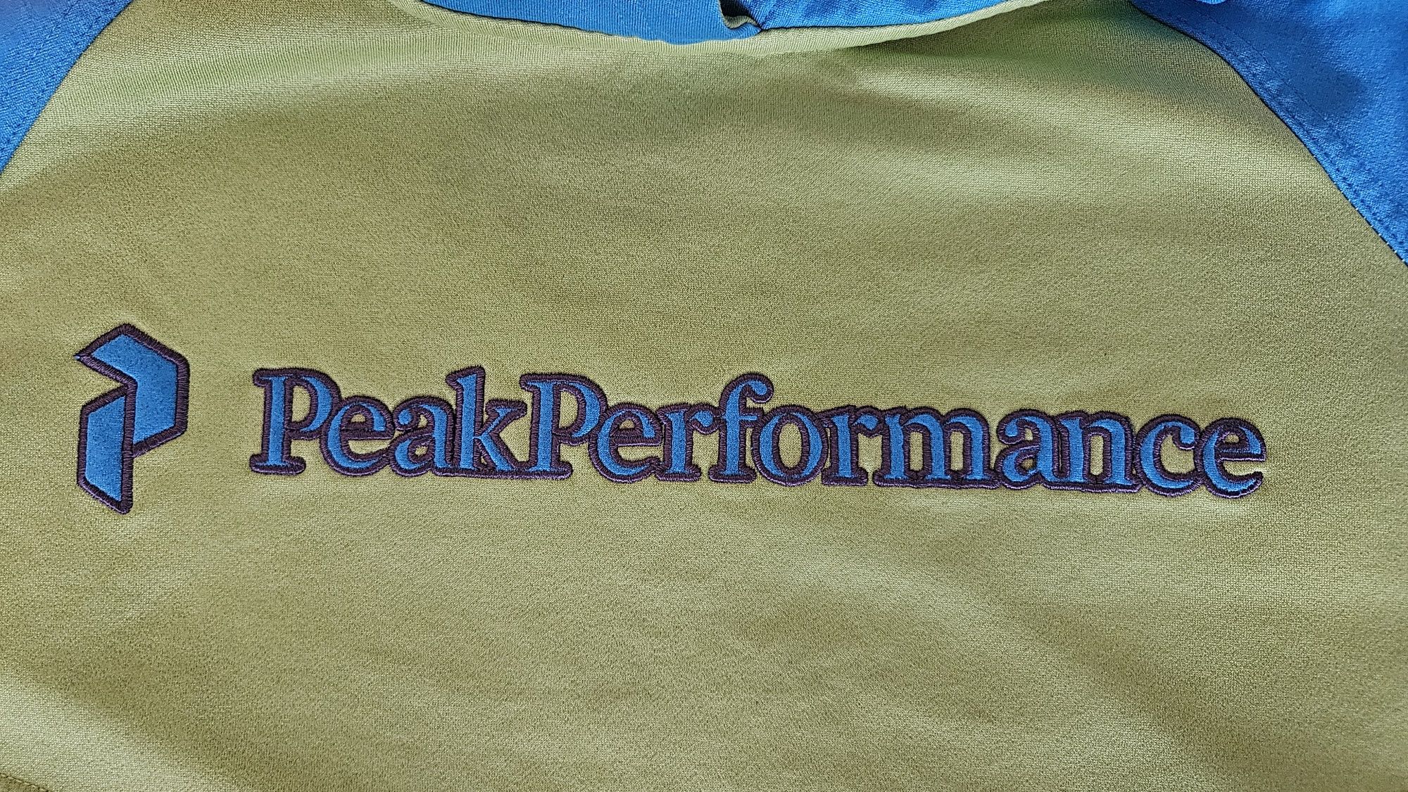 Bluza z kapturem peak performance r 160 juniorska dziecinna