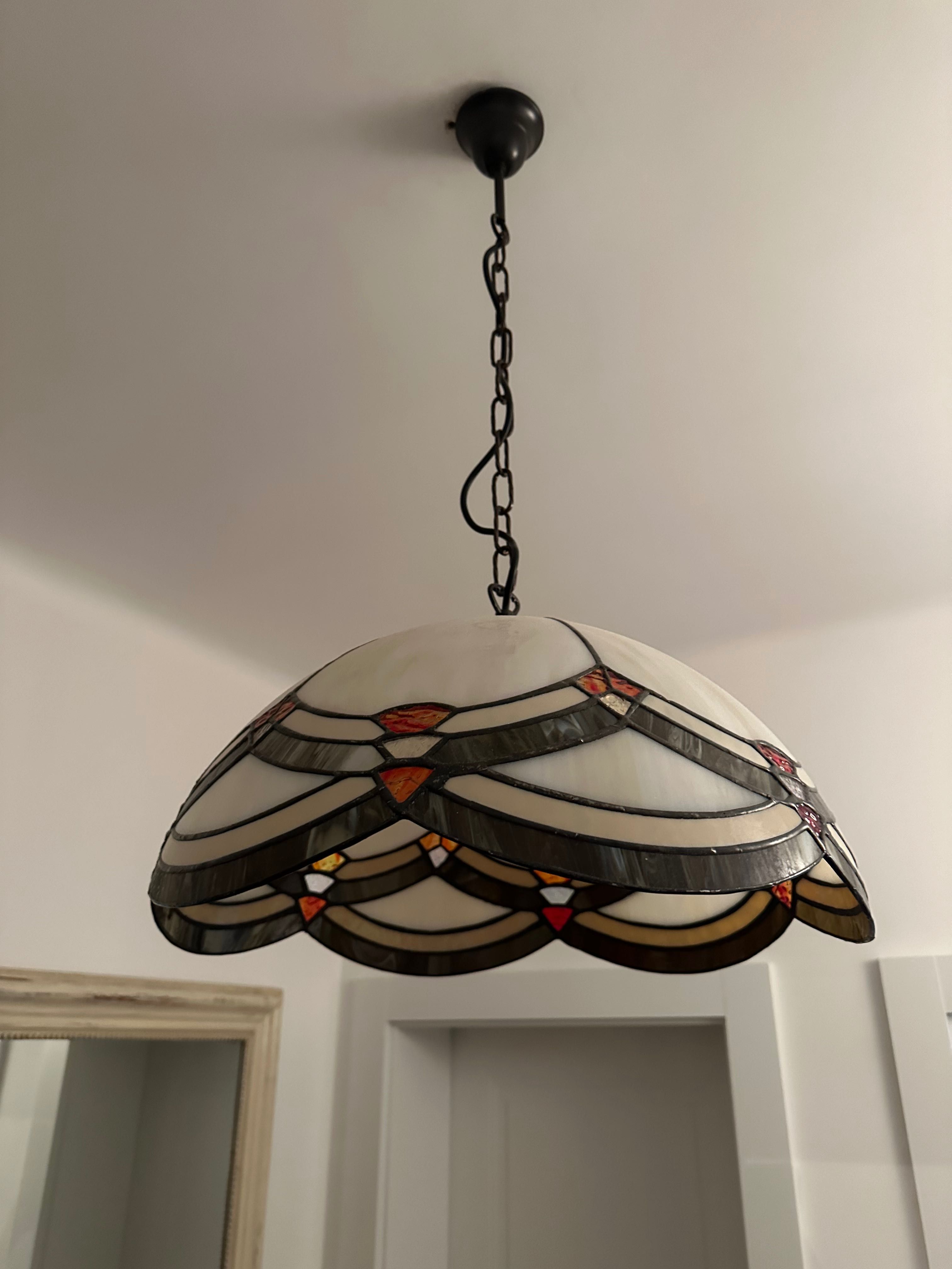 Lampa witrazowa wiszaca, ciekawa kolorystyka