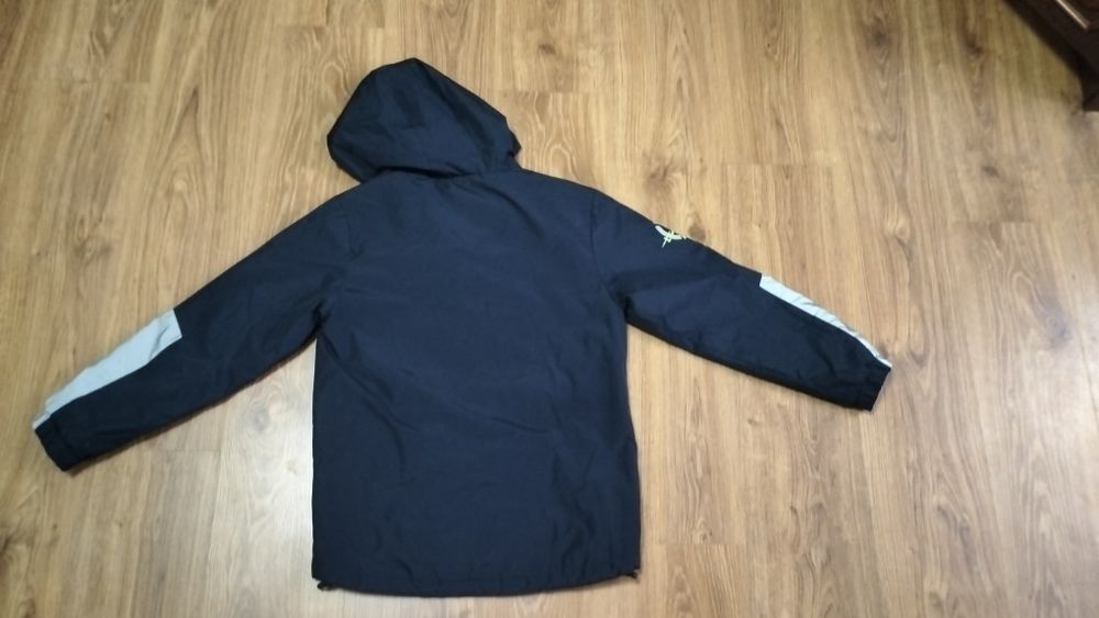 Крута курточка 140 146 152 158 з світловідбиваючими вставками єврозима