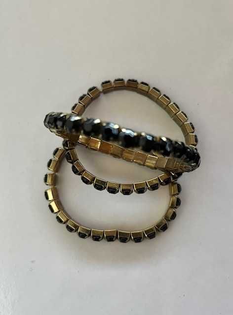 Lindissimas pulseiras para festa e ocasiões informais.