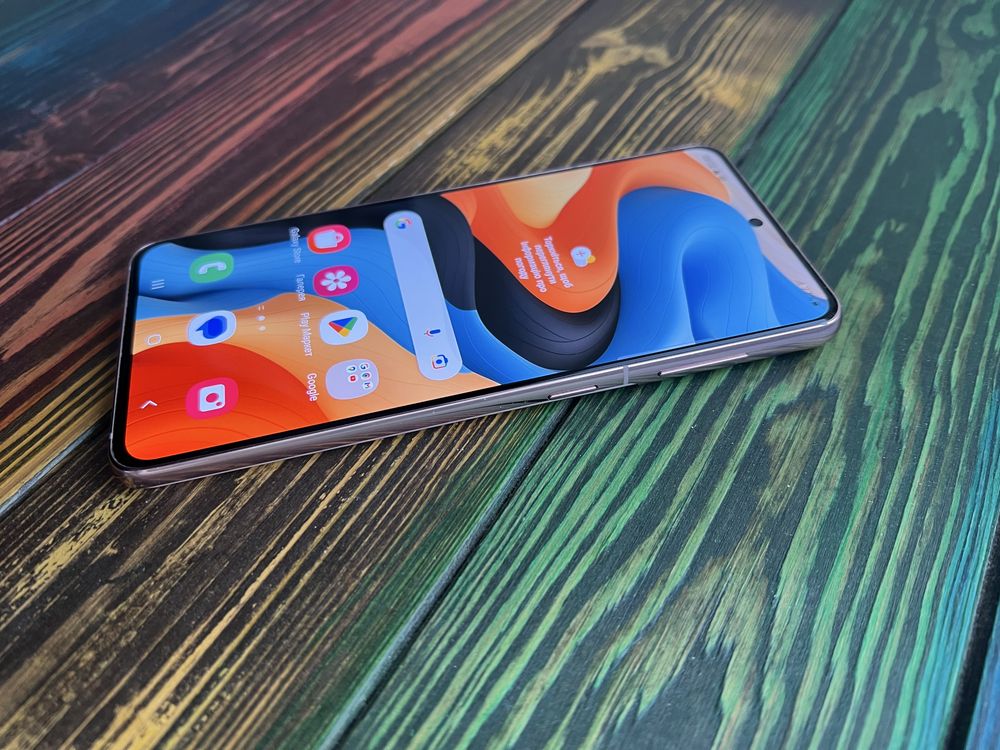 Samsung S21  8/128gb duos официал.