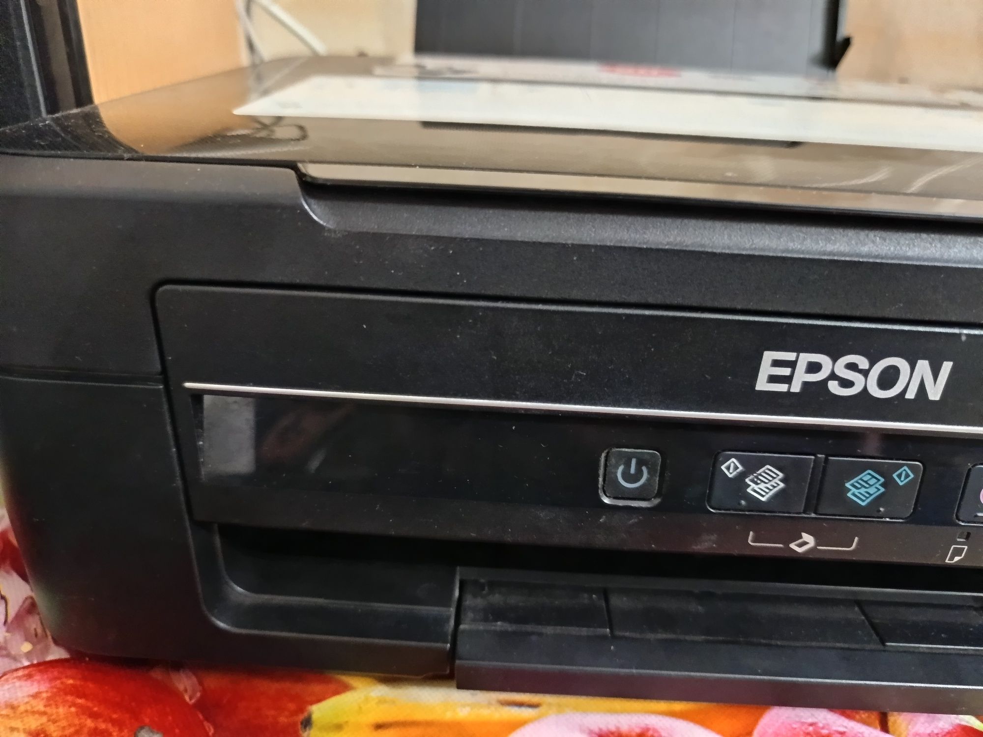 МФУ Epson L350 в отличном состоянии