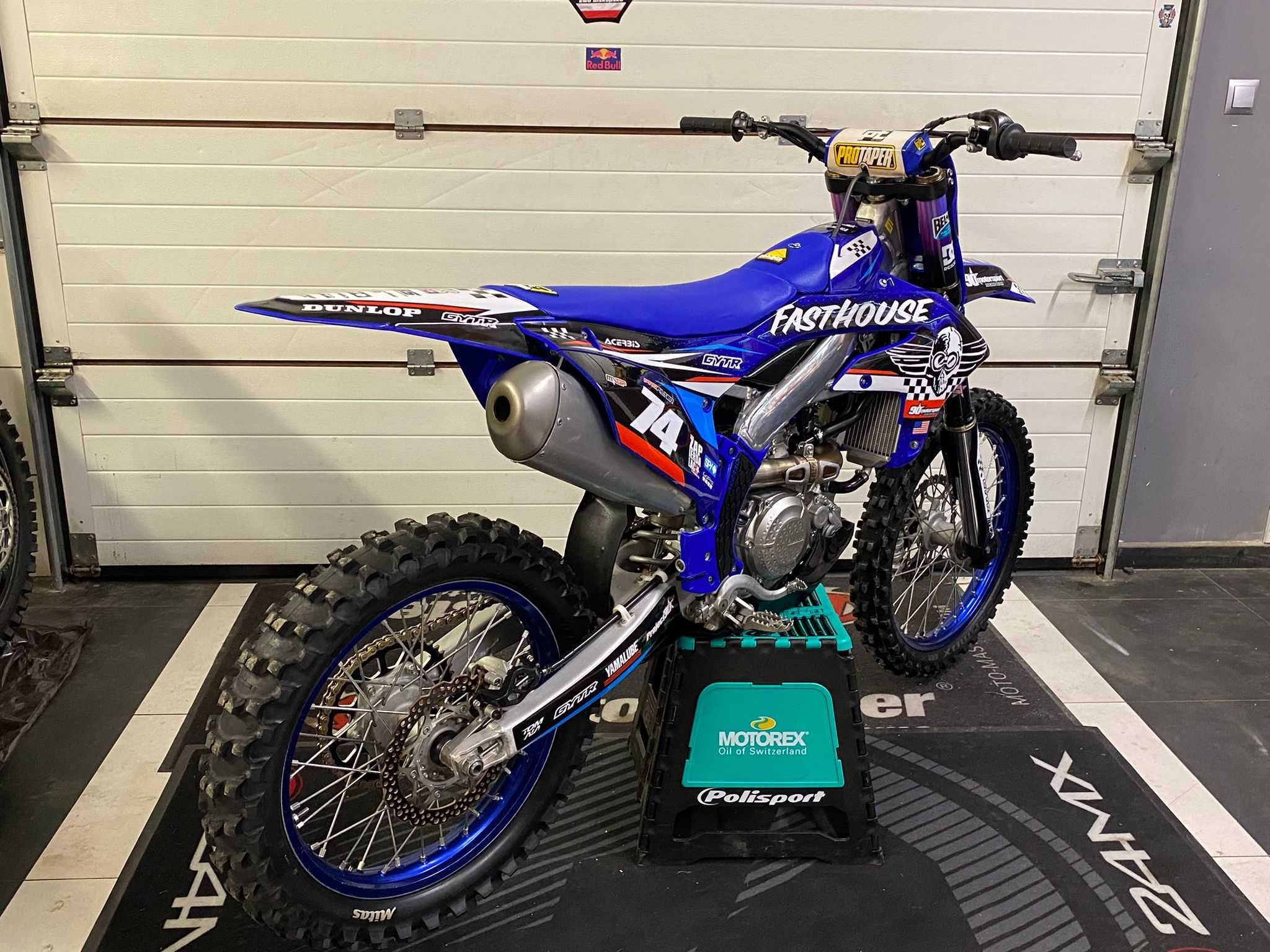Yamaha Yzf 450 YZ450f Nowy model 23 Mały przebieg Idealna