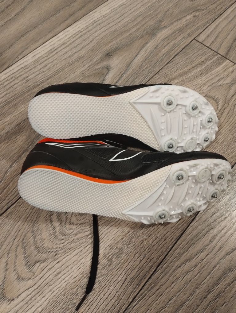 Buty lekkoatletyczne kolejce Kiprun AT Start + klucz  + zapasowe kolce