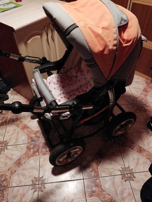 Wózek dziecięcy 2w1 ,sprawny .Tanio