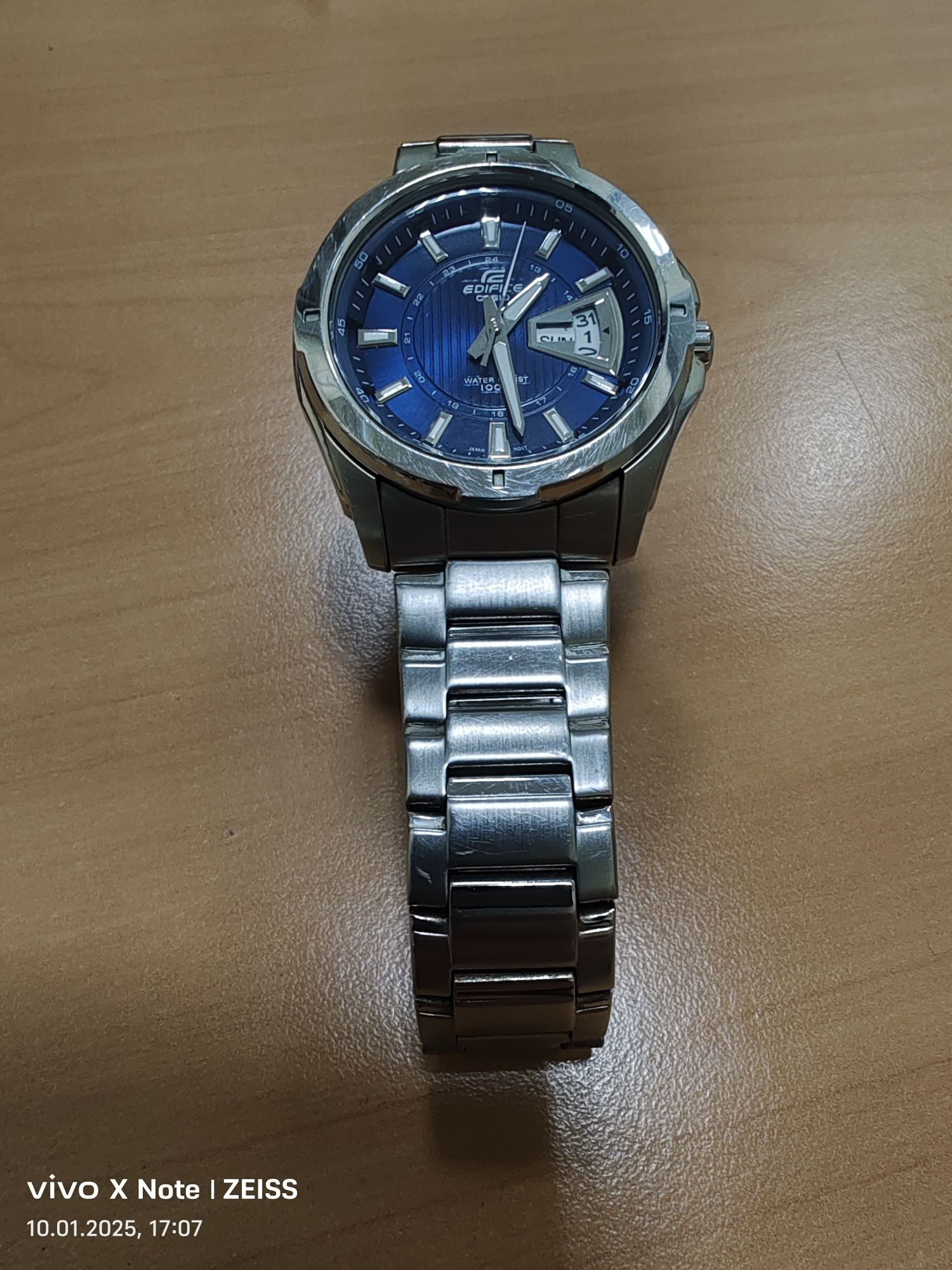 Продам часи  Casio.