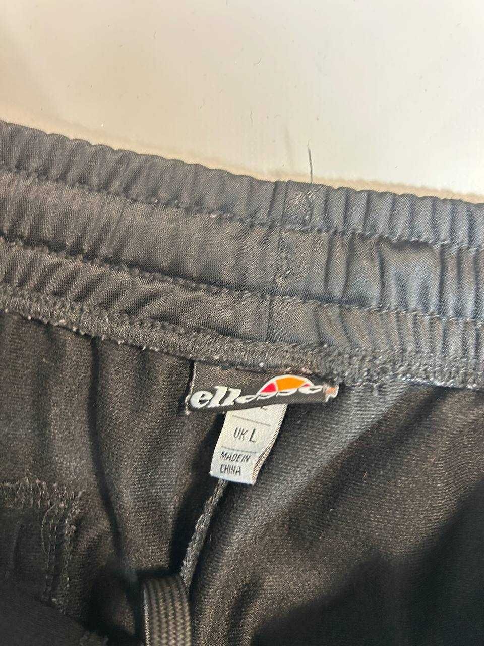 Костюм Ellesse на лампасах