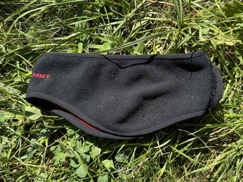 Класна трекінгова повязка Mammut Gore Wind Stopper