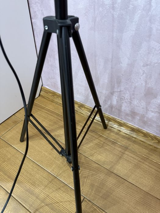 Кільцева лампа зі штативом 45 см