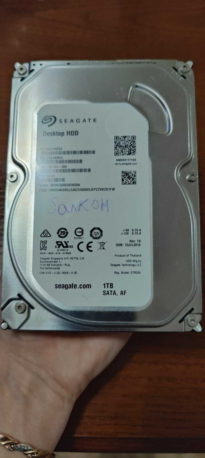 Жесткий диск Seagate Desktop HDD 1Тб (ST1000DM003) SATA6Gb/s(SATA-III)