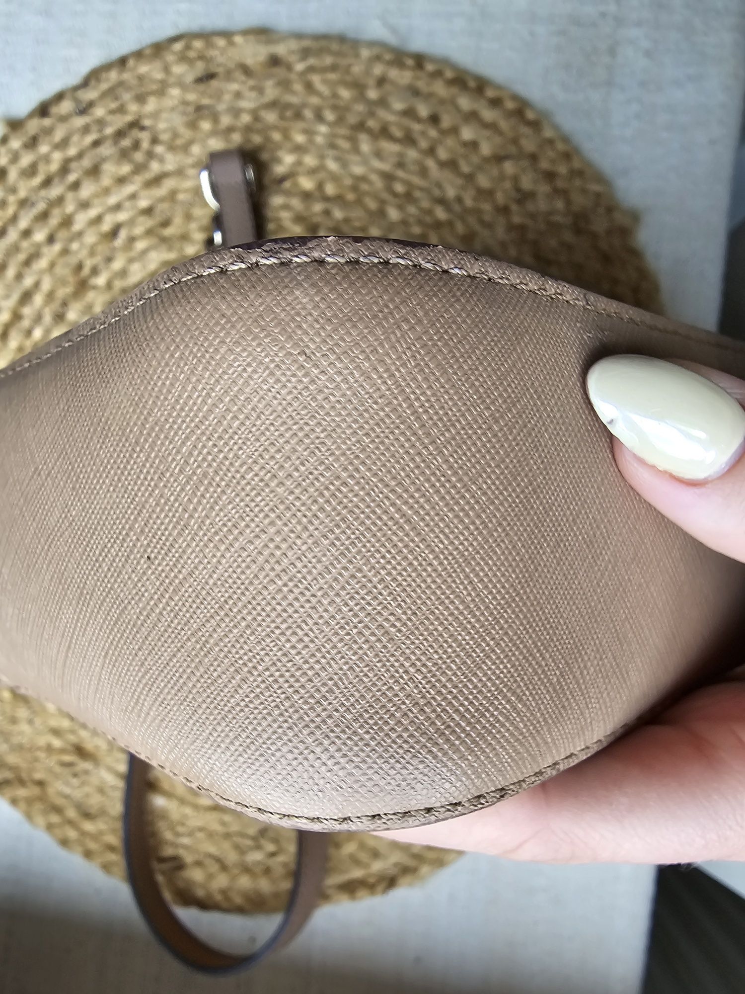 Torebka Wittchen crossbody ze skóry beżowa brązowa